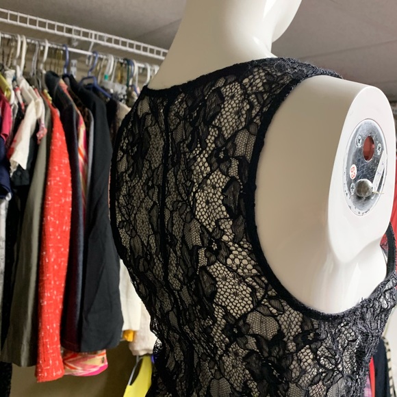 Express lace top - Picture 4 of 4